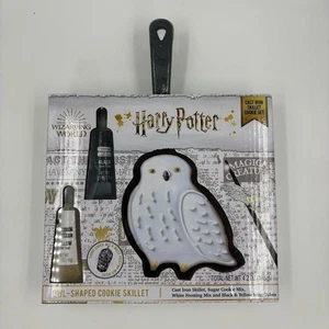 Neu im Karton Harry Potter Kekspfanne in Eulenform - Bild 1 von 3
