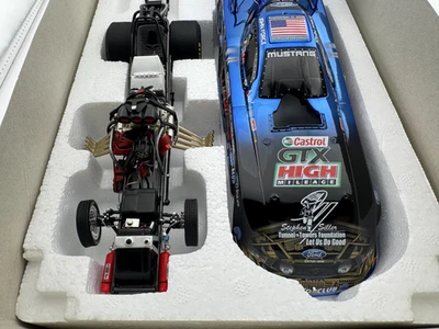 Action RCCA John Force 9-11 Honoring Our Heroes Chrome 2011 福特 NHRA 有趣汽车 — 第 1/4 张图片