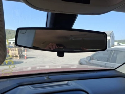 Espejo retrovisor interior delantero central usado se adapta a: Chevrolet Colorado 2015 delantero Foto 1 de 4
