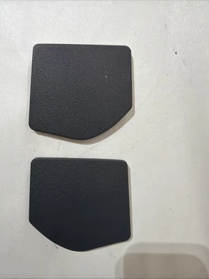 Cubiertas del panel de acceso del panel de puerta Chrysler Crossfire 2004-08 1937270188 1937270288 Foto 1 de 4