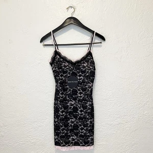 White Fox Neu mit Etikett Kleid schwarz Spitze rosa Mini figurbetont Small S - Bild 1 von 7