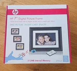 HP DF780b4 7" Black Wood Digital Photo Picture Frame 512 MB Internal Memory - Picture 1 of 6