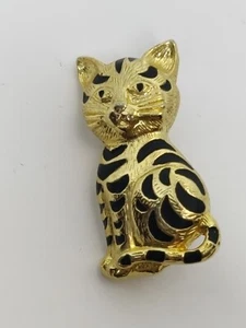 Vintage Wild Cat Brooch Pin Tiger Cub Gold Tone With Enamel - Picture 1 of 9