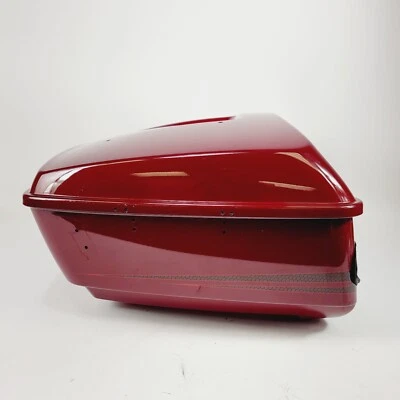 2020 Harley-Davidson 95-23 Touring Tour Pack Pak Stiletto baú e tampa vermelhos - Imagem 1 de 4