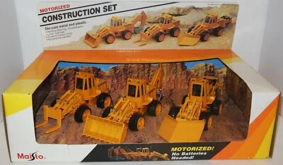 Maisto Motorized Construction Set: Loader Excavator/ Forklift /Snow Plow Ripper - Image 1 of 4