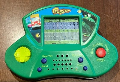 De colección KONAMI FROGGER Handheld Hame Vintage 1981 Probado Funciona Ver Descripción Foto 1 de 4