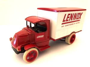 1926 MACK LKW LENNOX 1:38 MASSSTAB DIECAST BANK VON ERTL - Bild 1 von 9