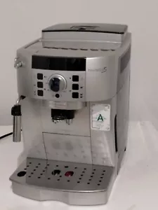 Delonghi Magnifica S coffee machine pickup Grinds Beans to Cup - Picture 1 of 4