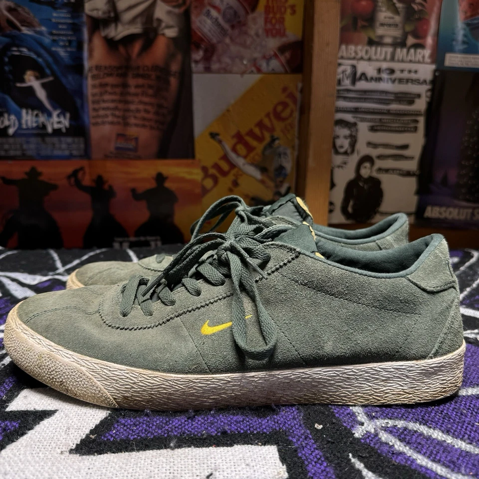Talla 13 - Zapatos para hombre Nike SB Zoom Bruin AQ7941-300 verde medianoche Foto 1 de 4