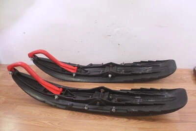 Esquís de piloto Ski-Doo Summit 1000 Highmark 2006 izquierda y derecha - doble corredor - par Foto 1 de 4