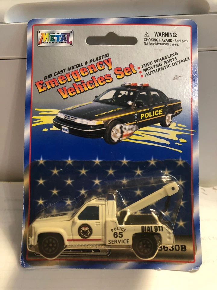 Welly   Police Tow Truck   "Emergency Vehicles Set"   New - Image 1 of 1