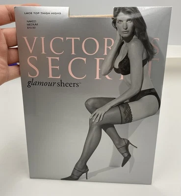 Medias Victoria's Secret Glamour de encaje transparente hasta los muslos desnudas talla mediana Foto 1 de 3