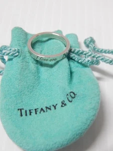 VINTAGE TIFFANY "I LOVE YOU" STERLINGSILBER BANDRING + ETUI - Gr: 5,25 + - Bild 1 von 4
