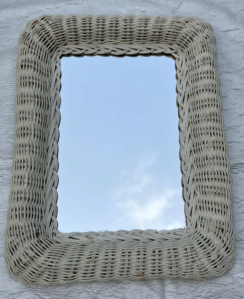 Espejo de pared de ratán de colección con acento 16x12 blanco mimbre boho granja elegante casa de playa Foto 1 de 4