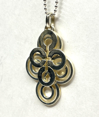 Ciondolo collana Coach argento sterling raro motivo geometrico C stratificato