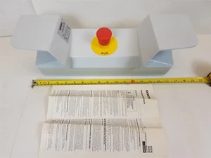 Siemens 3SB3863-3BB Two-hand Operators Console Metal Version 10A 300VAC - New - Picture 1 of 10