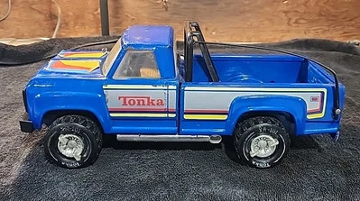 Vintage Anos 80 Metal Azul Tonka Pick Up Truck com Pneus Removíveis e Tubos Laterais EUA - Imagem 1 de 4