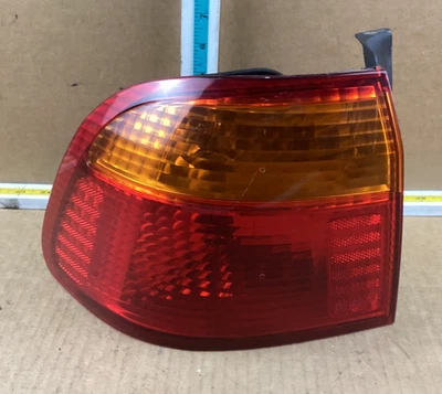 1999-2000 Honda Civic Sedan Left Driver Side Quarter Panel Mounted Tail Light - Image 1 of 4
