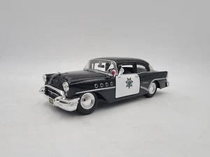 Maisto - 1/26 Scale Diecast - 1955 Buick Century California Highway Patrol Car - Picture 1 of 15