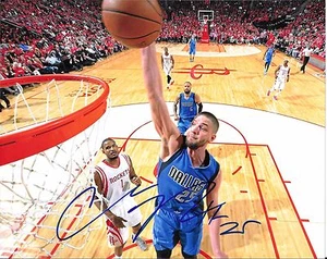 CHANDLER PARSONS SIGNED DALLAS MAVERICKS 8X10 PHOTO W/COA ROCKETS - Picture 1 of 1