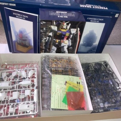 Bandai Mobile Suit Gundam PG 1/60 RX-78-2 Plastic model Kit Perfect grade Japan - Image 1 of 4