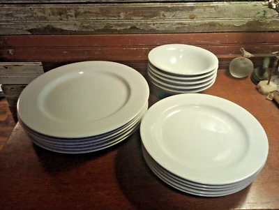 15 pc Martha Stewart Everyday Classic White Dinerware Set Foto 1 de 4