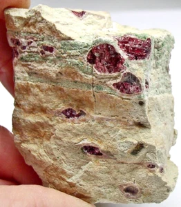 Piropo granato cromodiopside Wanzenau corno Bassa Austria Austria - Foto 1 di 4