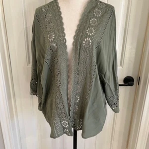 Mantón con ojales verde oliva Lucky Brand - Nuevo sin etiquetas - Elegante y elegante talla única para todos - Imagen 1 de 7