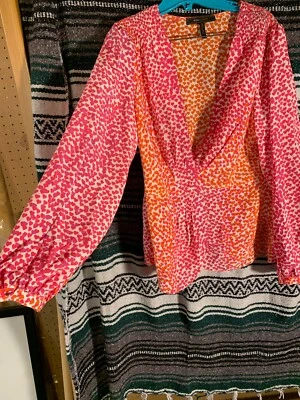BCBG Max Azria SILK Corazón Blusa Talla L Rosa Morado Naranja Camisa Envolvente Romántica Foto 1 de 4