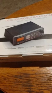Radio Shack PRO 652 1800 CH Analogique/Numérique Correspondance Mobile/Résidentiel Complet - Photo 1/10