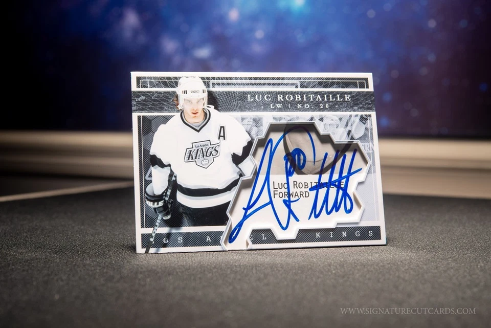Luc Robitaille Los Angeles Kings Expansion Era Signature Cut Cards - Autographed - Image 1 of 2