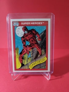 1990 Impel Marvel Universe #4 Daredevil Super-Heroes  - Picture 1 of 3