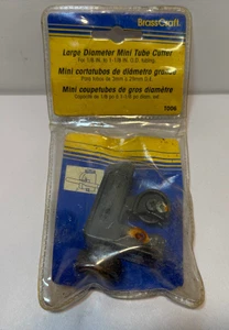 Mini tagliatubi artigianale in ottone grande diametro 1/8" - 1-1/8" tubo in rame - Foto 1 di 4