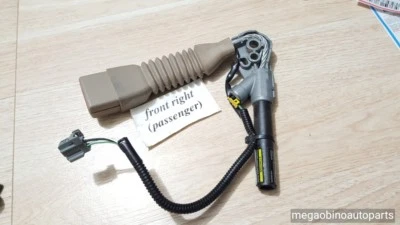 2000-03 ford mercury Taurus sable front passenger seatbelt buckle - Image 1 of 2