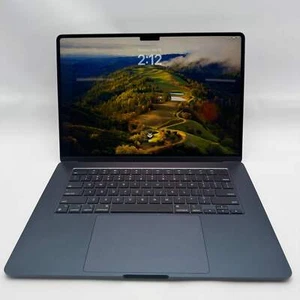 2024 Apple MacBook Air 15,3" M3 10C GPU 4,0 GHz 8GB RAM 256GB SSD A3114 - Foto 1 di 12