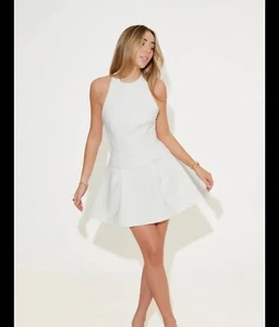 dresses for women - Picture 1 of 3