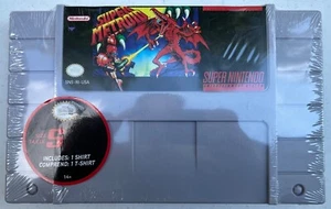 Super NES Retro Super Metroid Size Small Mens T-Shirt ThinkGeek Collector Case - Picture 1 of 4