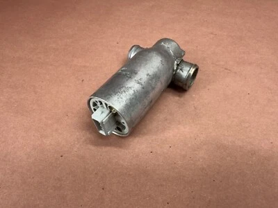 BMW E46 330CI YR 2006 3.0L M54 Bosch T-shape Idle Control Valve OEM #06180 - Image 1 of 4