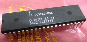 TS80C32X2-MCA 40 Pin 8 Bit ROMless MCU 80C32 - Bild 1 von 4