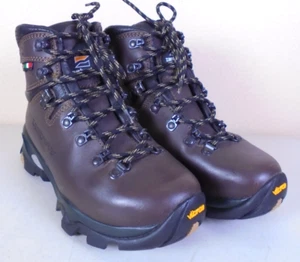 Zamberlan Gortex Hiking Boots Womens Size 6 Lace Up Hiking Outdoors - MINT - - Picture 1 of 10