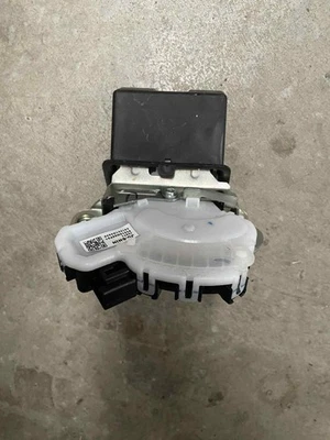 04/2016 to 10/2022 Suzuki EW Baleno - Boot lock latch (Rear) 82510M68P01 - Image 1 of 2