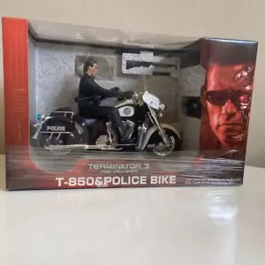 Radio-controlled Terminator 3 110 T850 POLICE BIKE - Picture 1 of 5