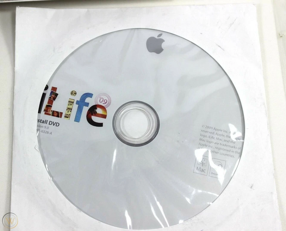 Apple iLife 09 Family Pack - Version 9.0 - (No Box/In Sleeve) New - Image 1 of 1