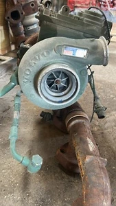 OEM HOLSET TURBO VOLVO D13 TURBOCHARGER MACK MP8 13.0L WithActuator - Picture 1 of 7