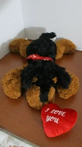 Valentinstag 14 Zoll Plüsch weich schwarz & braun Welpe Hund mit Herzform I LOVE YOU - Bild 1 von 2