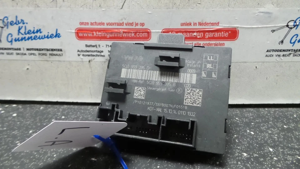 CENTRALINA CHIUSURA CENTRALIZZATA Audi A3 Limousine (8VS/8VM) 2015 5Q0959395D - Immagine 1 di 1