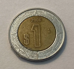 2006 Uno (1) Peso - Mexican Coin - Stainless Steel Outer & Aluminum/Bronze Inner - Picture 1 of 2