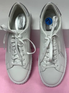 NEW-Michael Kors-Women-White leather lace upp Shoes.Sz-7.5M.Cambodia. - Picture 1 of 14
