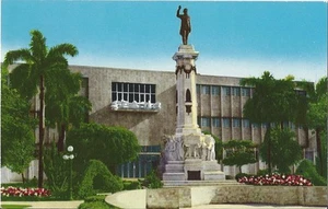 Postcard Cuba Havana Habana Museo Nacional National Museum 1950s - Picture 1 of 1