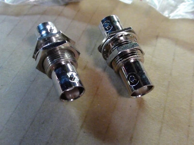 Adaptadores de mampara BNC (PAR) 50 ohmios montaje de antena Shure # 95A8994 Foto 1 de 4